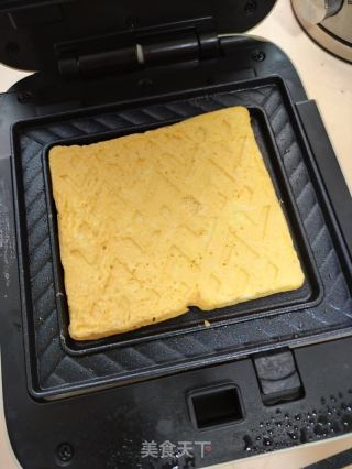 双色蛋饼三文治的做法步骤：4