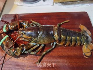 清蒸龙虾的做法步骤：1