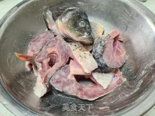 红枣黑豆炖鲤鱼的做法步骤：7