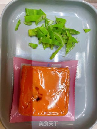 麻辣金针菇的做法步骤：2