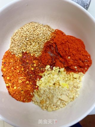 自制油泼辣子（辣椒油）的做法步骤：4