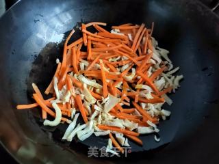 鸡蛋蔬菜卷饼的做法步骤：2