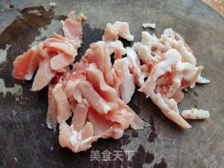 包菜木耳炒肉片的做法步骤：4