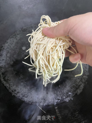 干拌云吞面的做法步骤：5