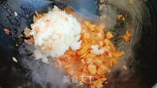 辣白菜虾仁炒饭的做法步骤：7