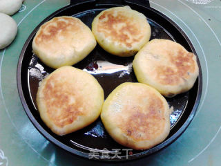 笋干腊肉玉米面饼的做法步骤：16