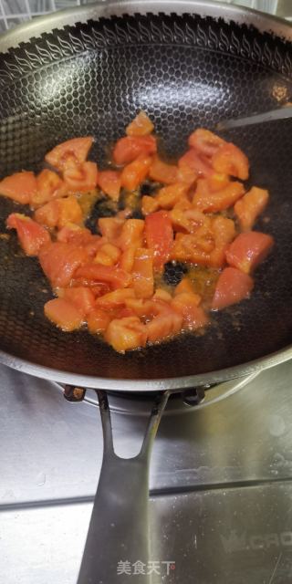土豆番茄牛肉汤的做法步骤：2