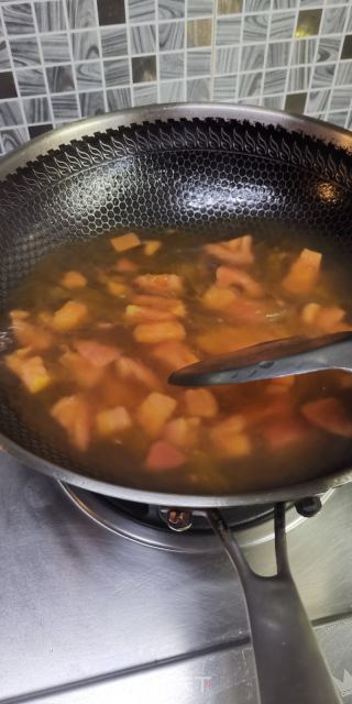 土豆番茄牛肉汤的做法步骤：3