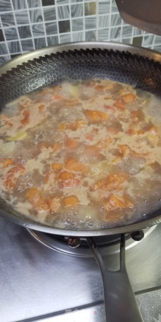 土豆番茄牛肉汤的做法步骤：6