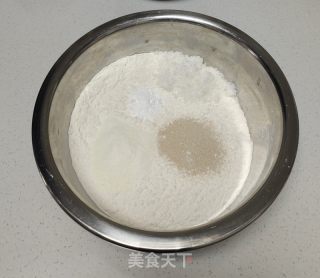 自制发糕的做法步骤：1