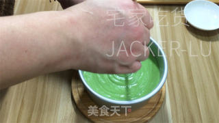 抹茶蒸蛋糕，颜色靓丽颜值高，味道清新，口感绵软。的做法步骤：14