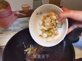 葱油鲍鱼片的做法步骤：13