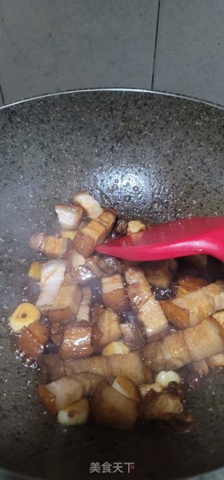 扣肉焖梅菜的做法步骤：8