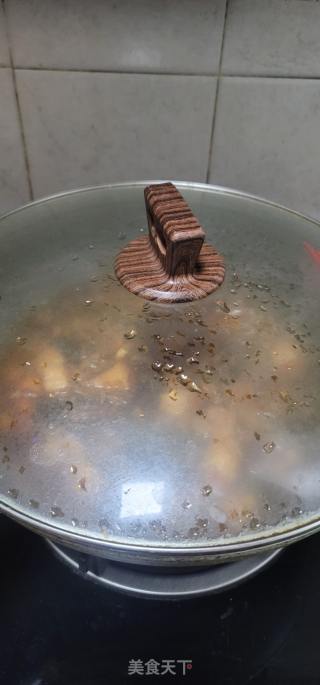 扣肉焖梅菜的做法步骤：11