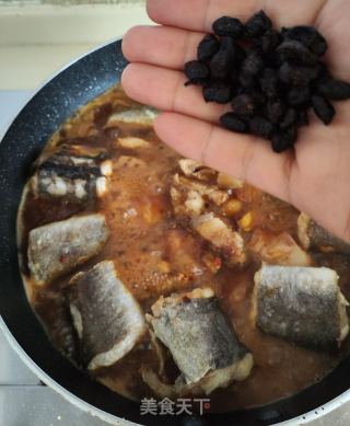 红焖豆豉鳗鱼的做法步骤：8