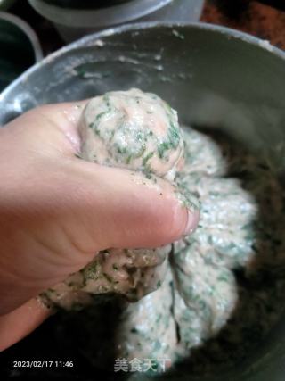艾草猪肉丸的做法步骤：2