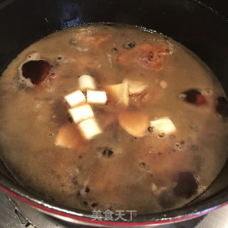 糖醋排骨炖鲍鱼的做法步骤：5