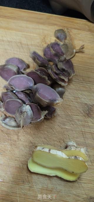 陈肾花生菜干汤的做法步骤：5