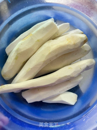 返沙麦香姜薯的做法步骤：1