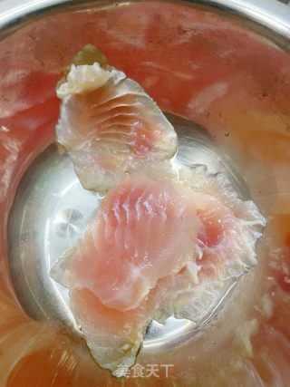 蒜蓉鱼片的做法步骤：2