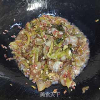 酸菜炒蕨菜的做法步骤：9