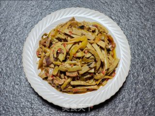 酸菜炒蕨菜的做法步骤：13
