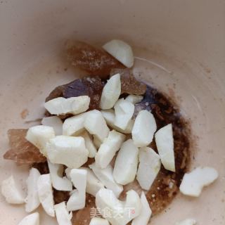 花香荸荠甜梨水的做法步骤：5
