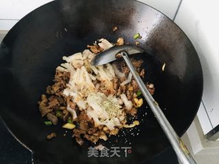 酸菜炒羊肉的做法步骤：10
