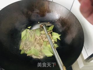 莴笋炒肉的做法步骤：8