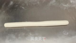 双色水饺的做法步骤：2