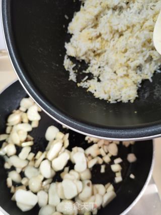 马蹄杏鲍菇炒饭的做法步骤：7