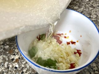 皮蛋豆腐的做法步骤：4