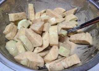 香酥炸茄子的做法步骤：3