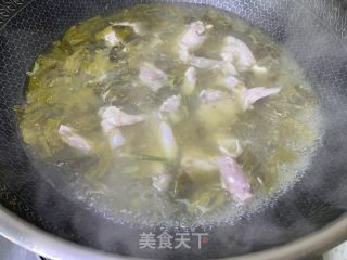 酸菜牛蛙的做法步骤：5