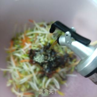 海参香覃拌绿豆芽的做法步骤：11