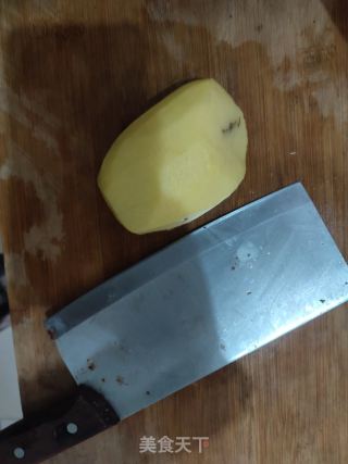 凉拌土豆丝的做法步骤：1