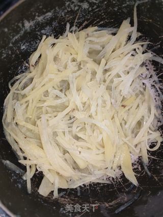 凉拌土豆丝的做法步骤：4
