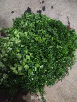小茴香菜煎蛋的做法步骤：1
