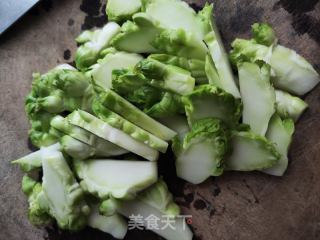 五花肉炒儿菜的做法步骤：2