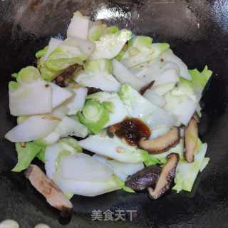 香菇炒儿菜的做法步骤：8