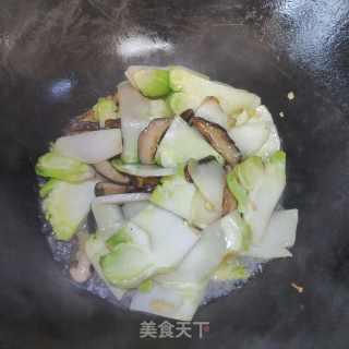 香菇炒儿菜的做法步骤：9