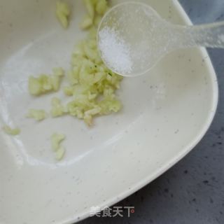 乌鸡蛋拌黄瓜的做法步骤：8