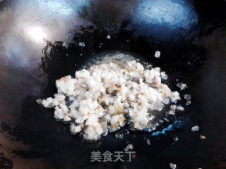 盐菜腊肉白玉米面包子的做法步骤：5