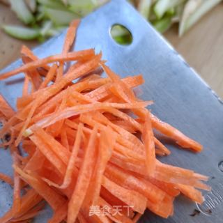 肉沫水炒茭瓜的做法步骤：4