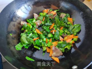 香肠菜心炒年糕的做法步骤：6