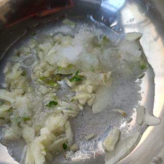 苦菊拌煎带鱼的做法步骤：7