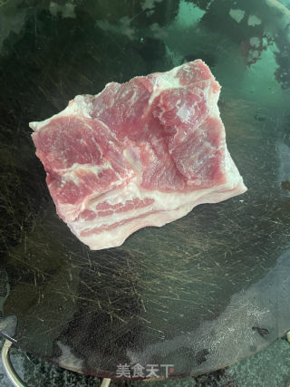 苦瓜煲腩肉的做法步骤：2