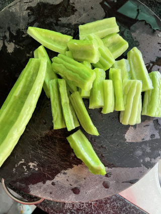 苦瓜煲腩肉的做法步骤：4