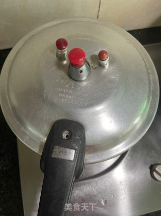 苦瓜煲腩肉的做法步骤：16