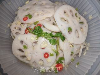 凉拌藕片的做法